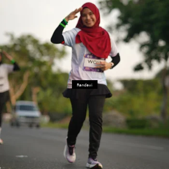 Runner Photo 7681451