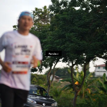 Runner Photo 7681459