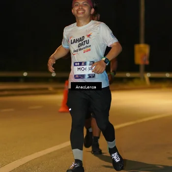 Runner Photo 7681492