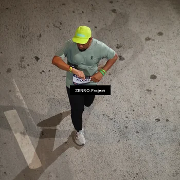 Runner Photo 7681520