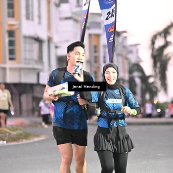 Runner Photo 7681546