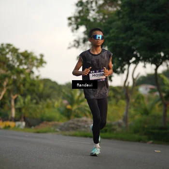 Runner Photo 7681548