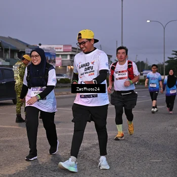 Runner Photo 7681605