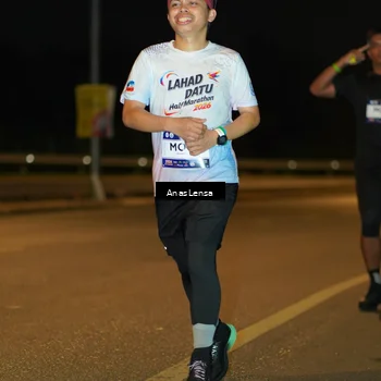 Runner Photo 7681612
