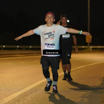 Runner Photo 7681628