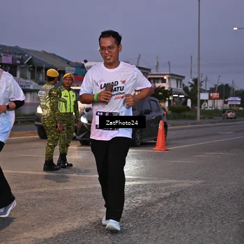 Runner Photo 7681635