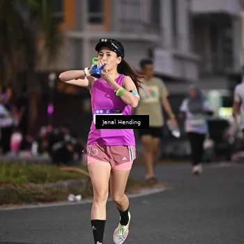 Runner Photo 7681657