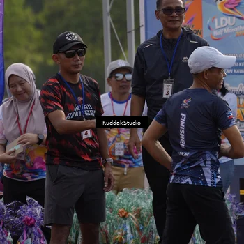 Runner Photo 7681735