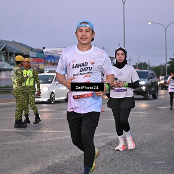 Runner Photo 7681764