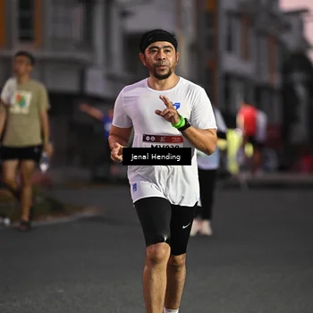 Runner Photo 7681818