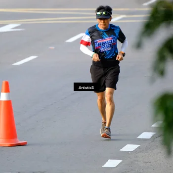 Runner Photo 7681826