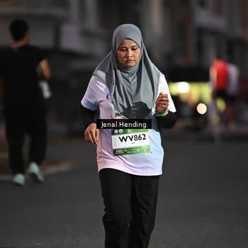 Runner Photo 7681851