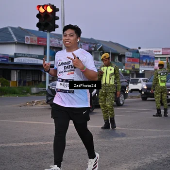 Runner Photo 7681864
