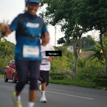 Runner Photo 7681868