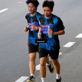 Runner Photo 7681870
