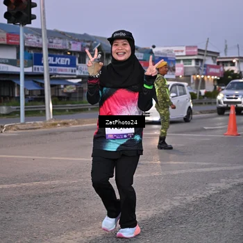 Runner Photo 7681878