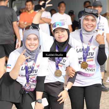 Runner Photo 7681880