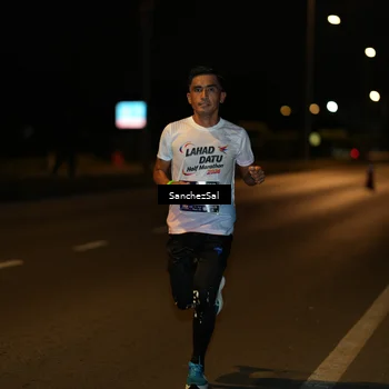 Runner Photo 7681946