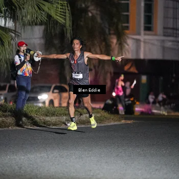 Runner Photo 7682021