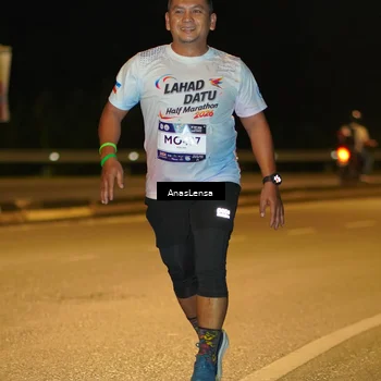 Runner Photo 7682064