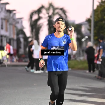 Runner Photo 7682069