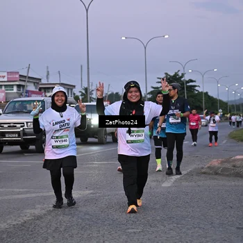 Runner Photo 7682070