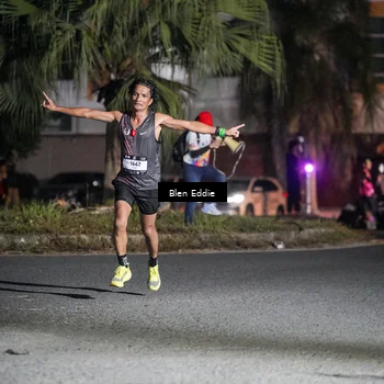 Runner Photo 7682131