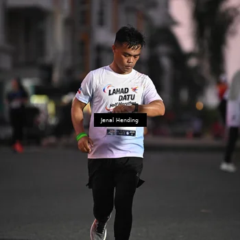 Runner Photo 7682144
