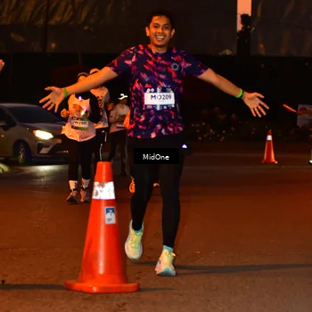 Runner Photo 7682147