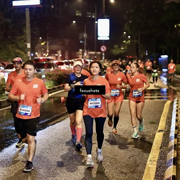 Runner Photo 7682158