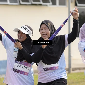 Runner Photo 7682164