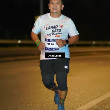 Runner Photo 7682184