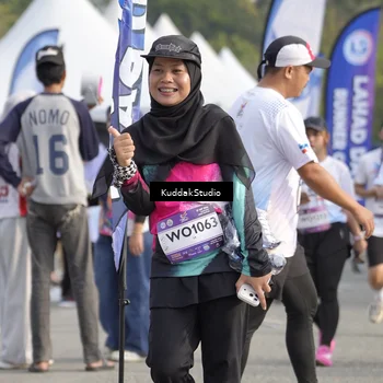 Runner Photo 7682191