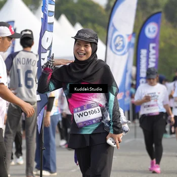 Runner Photo 7682202