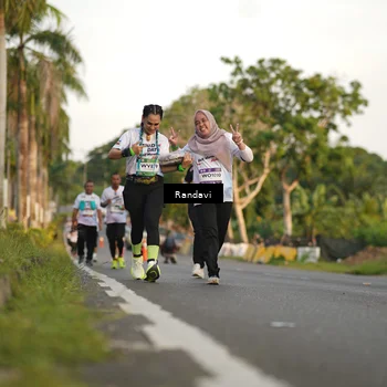 Runner Photo 7682208