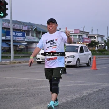 Runner Photo 7682214