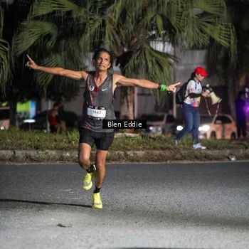 Runner Photo 7682224