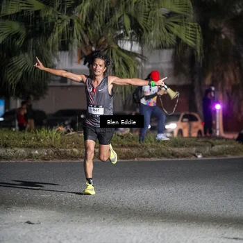 Runner Photo 7682233