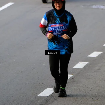 Runner Photo 7682237