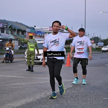 Runner Photo 7682272