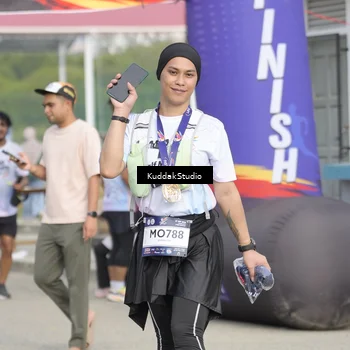 Runner Photo 7682285
