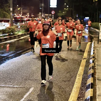 Runner Photo 7682290