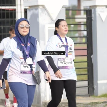 Runner Photo 7682298