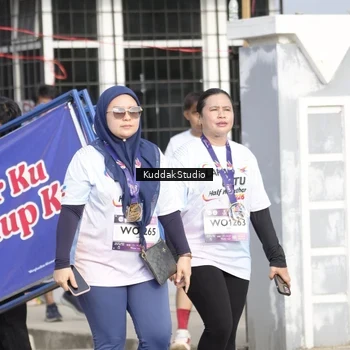 Runner Photo 7682320
