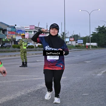 Runner Photo 7682330