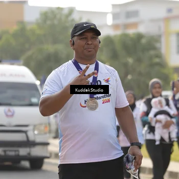 Runner Photo 7682371