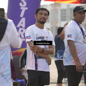 Runner Photo 7682372