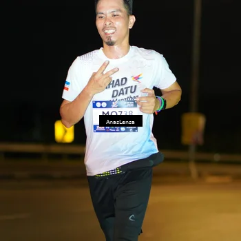 Runner Photo 7682374