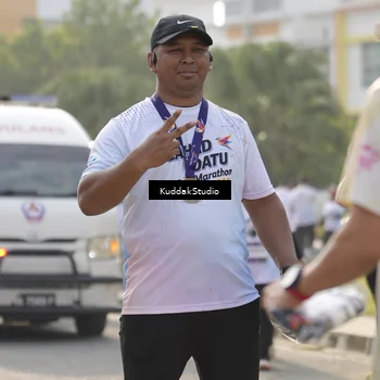 Runner Photo 7682382