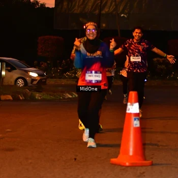 Runner Photo 7682398